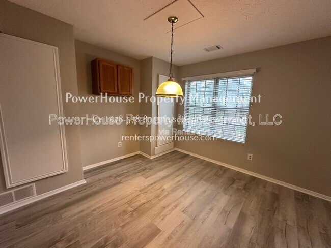 Building Photo - 115 Yately Ct