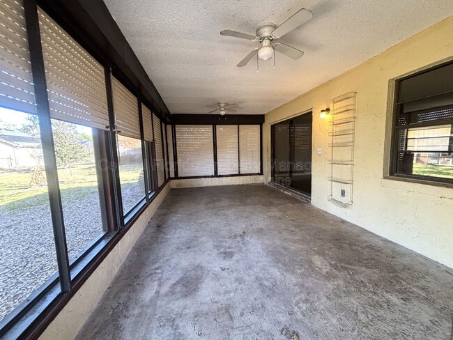 Building Photo - 12429 Sunshine Dr