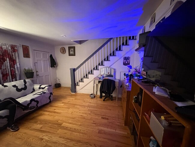 Building Photo - Fantastic 4 Bedroom Single Family House for Rent in Asbury Park!