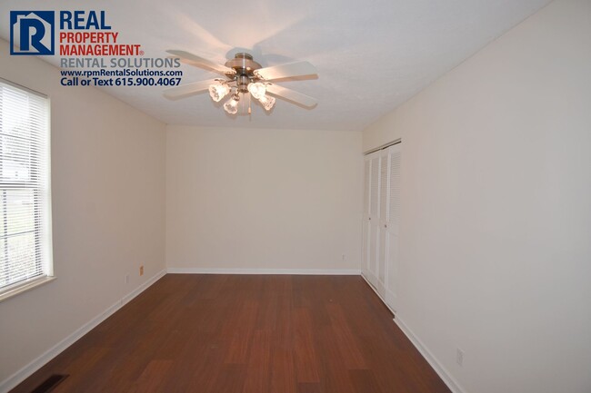 Building Photo - One level 3BR home 3.5 mi to Nissan, w/dry...