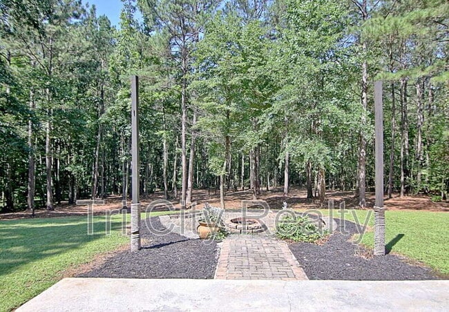 Building Photo - 69 Meadows Creek Ln