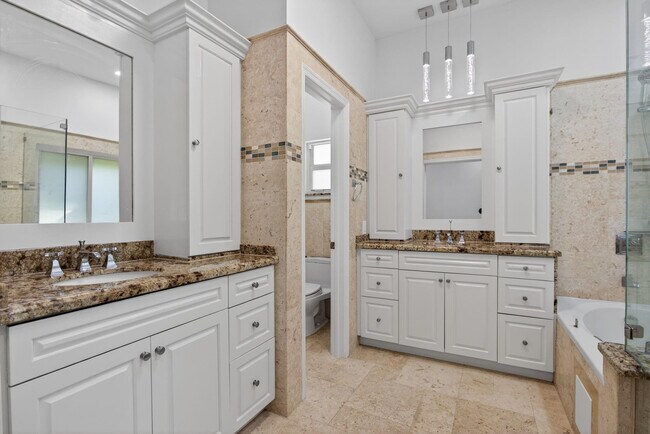 Building Photo - 1012 Fairfield Meadows Dr