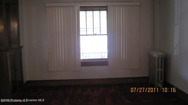 Building Photo - 1428 Church Ave