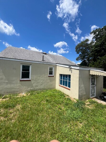 Building Photo - 5666 Swanson Rd