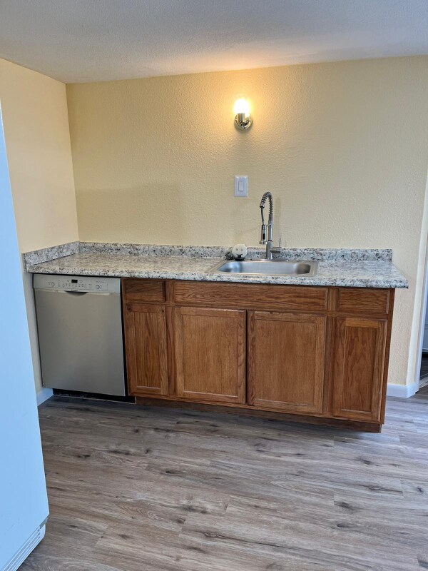 Building Photo - 4101 Malaga Ct SE