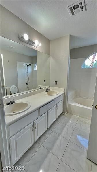 Building Photo - 9756 Silver Pebble St