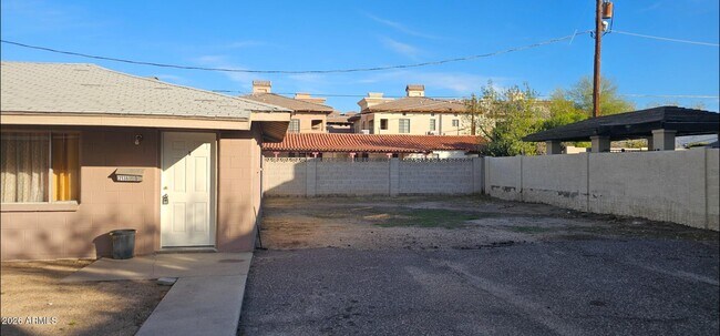 Building Photo - 2138 E Turney Ave