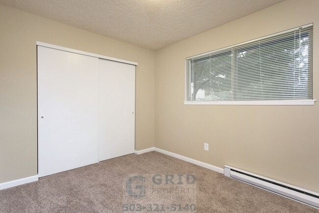 Building Photo - Charming two Bedroom in Mt. Tabor