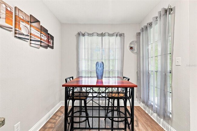 Building Photo - 8630 Mallard Reserve Dr