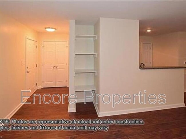 Building Photo - 2608 Pennoak Way