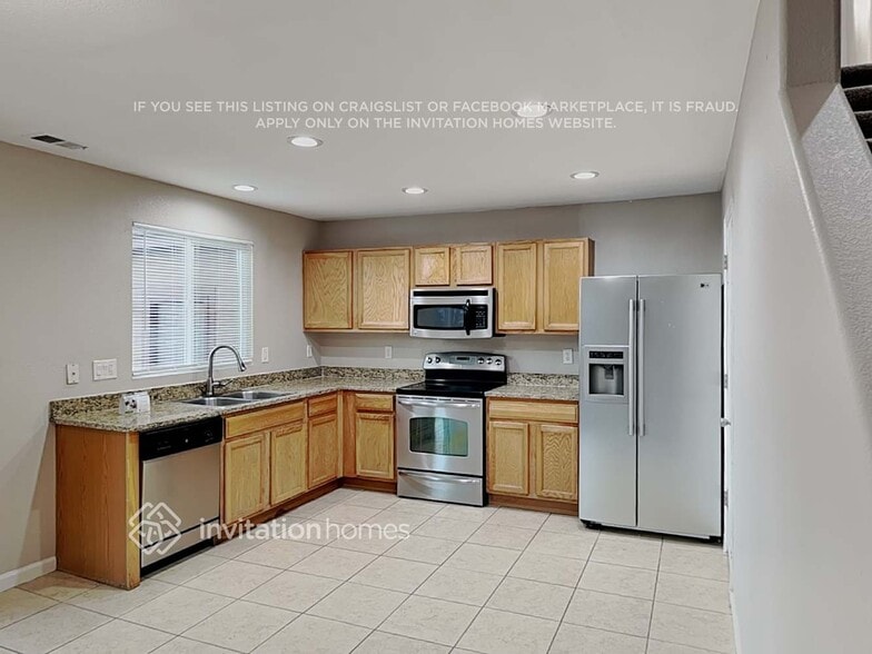 Building Photo - 10125 Hudson Ct