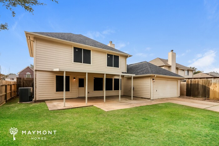 Building Photo - 15426 Baxter Ave