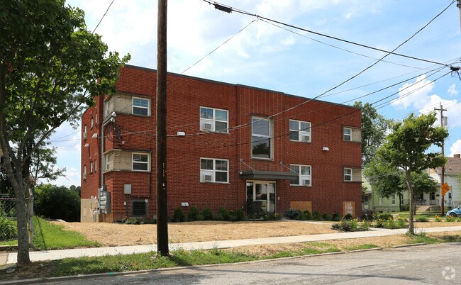 Building Photo - 3471 Fernside Pl