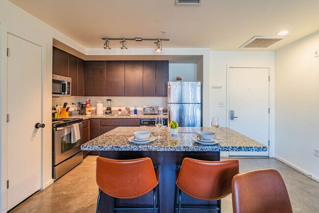 Building Photo - 915 N 4th St