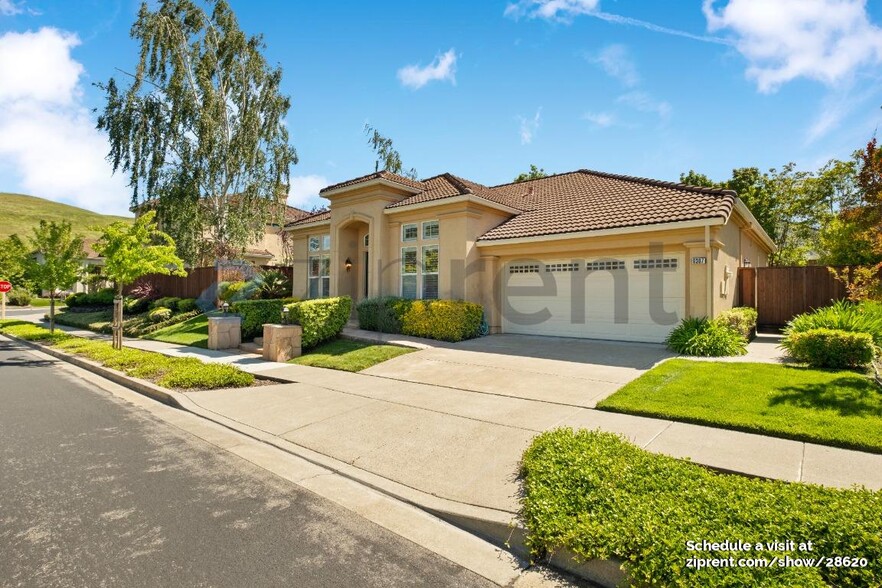Building Photo - 9307 Mediar Dr