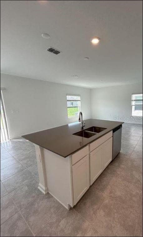 Building Photo - 323 Heroic Rd