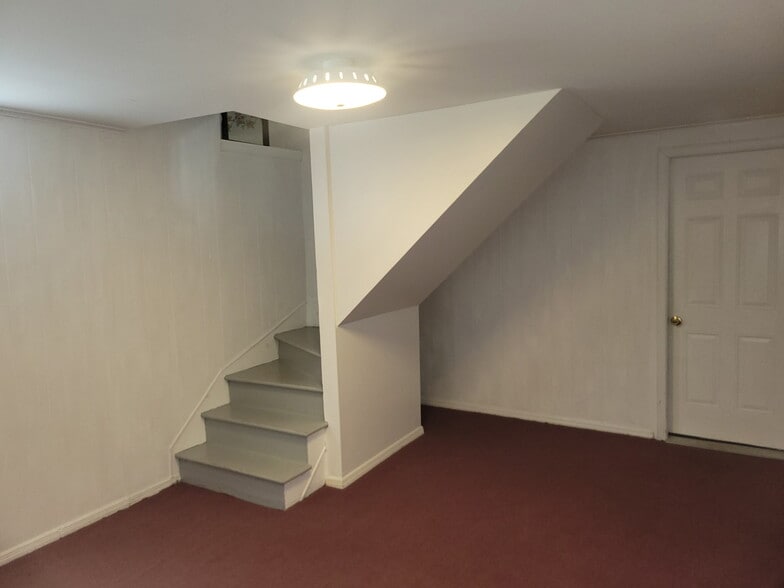Basement - 3 Louise Dr