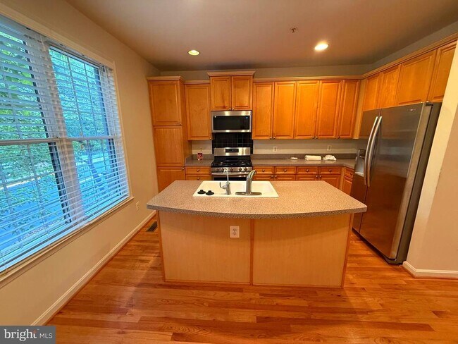 Building Photo - 12174 Chancery Station Cir
