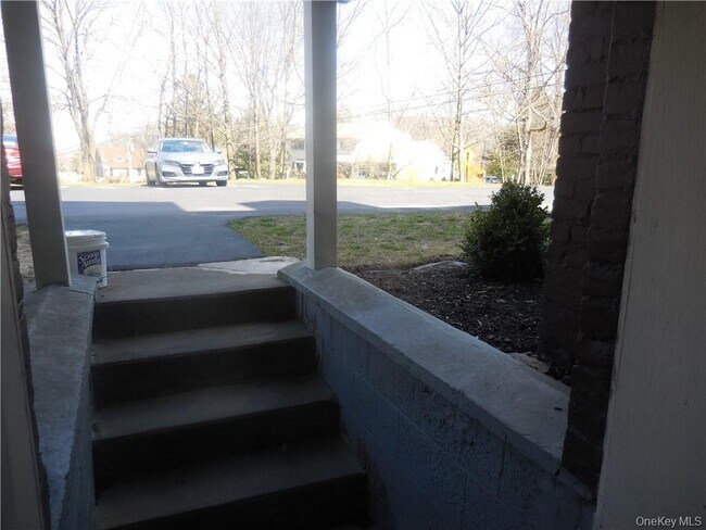 Building Photo - 78 Duncan Ave