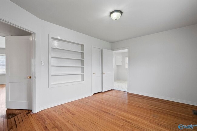 Building Photo - 2305 Andrew Jackson Way NE