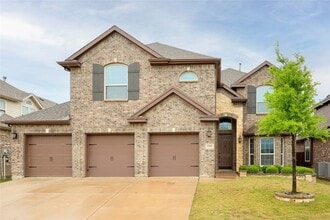 Building Photo - 1305 Needle Cactus Dr