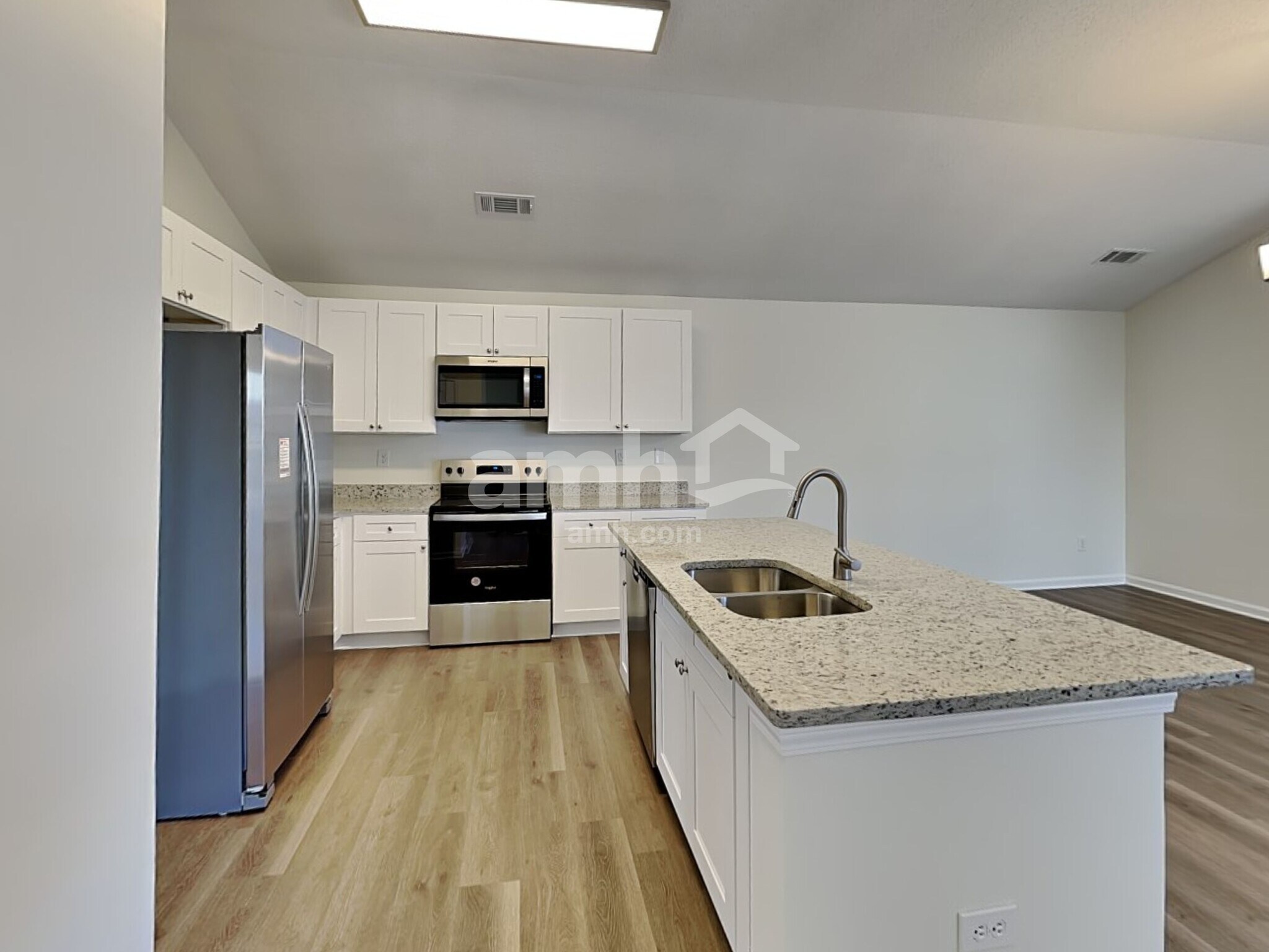 Building Photo - 12619 Waterfall Pl