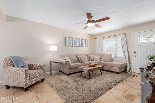 Building Photo - 7754 E Catalina Dr