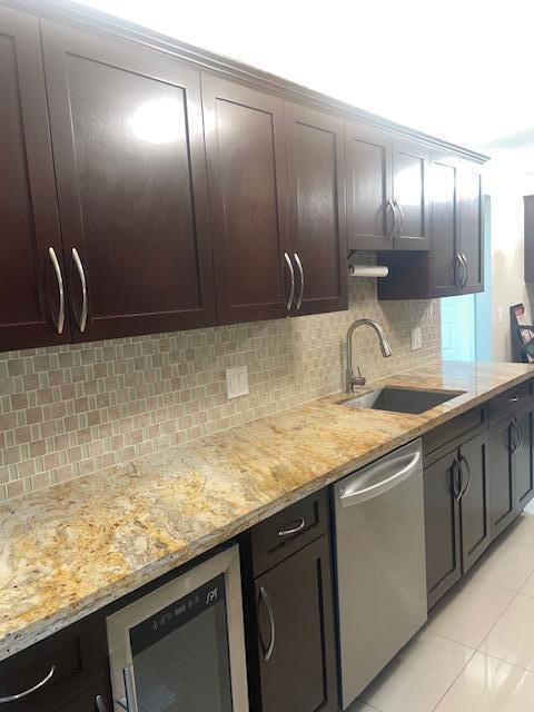 Building Photo - 1201 SW 128th Terrace