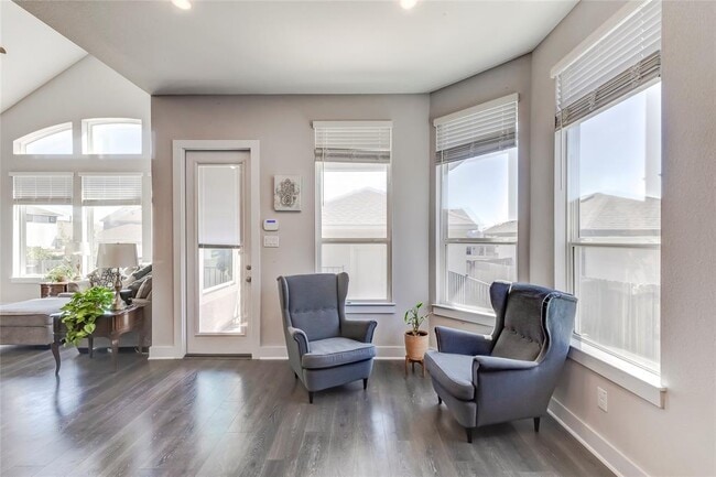 Building Photo - 3020 Sage Ranch Dr