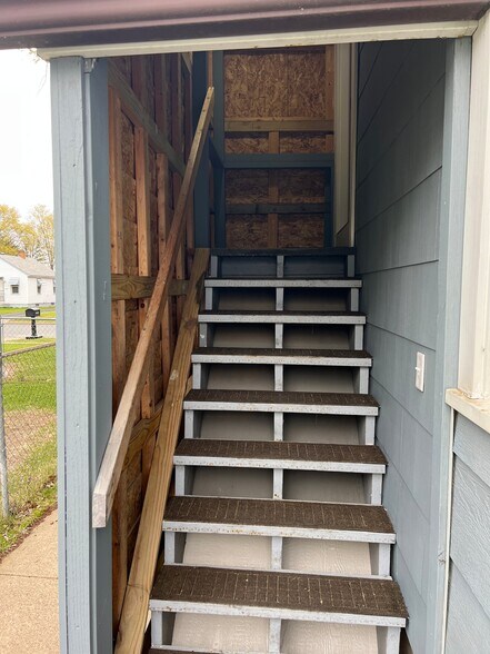 Building Photo - 1206 Pershing St