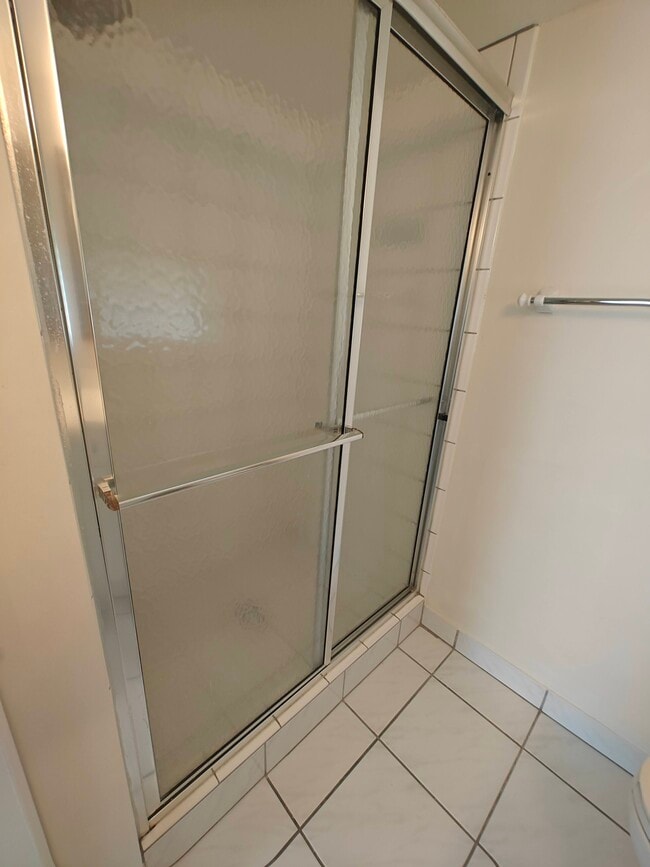 Building Photo - 8750 Royal Palm Blvd