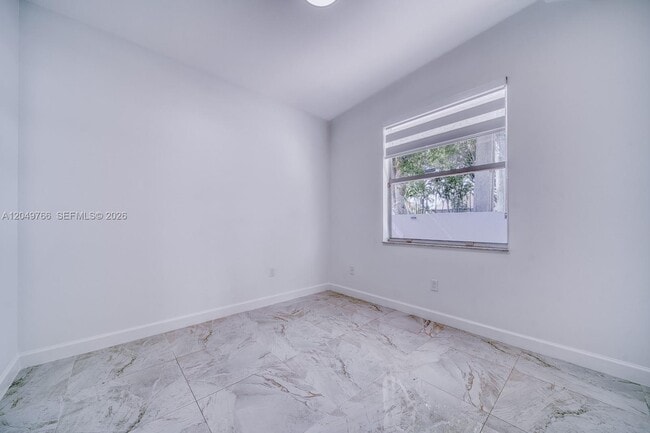 Building Photo - 15950 SW 71st Terrace