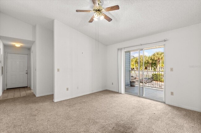 Building Photo - 2508 Grassy Point Dr