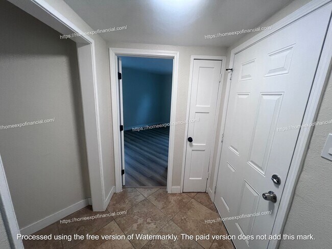 Building Photo - Nice Home For Rent