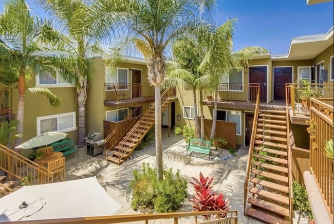 Building Photo - 4050 46th St