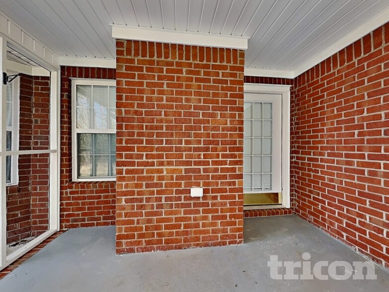 Building Photo - 1338 Wendell Ln