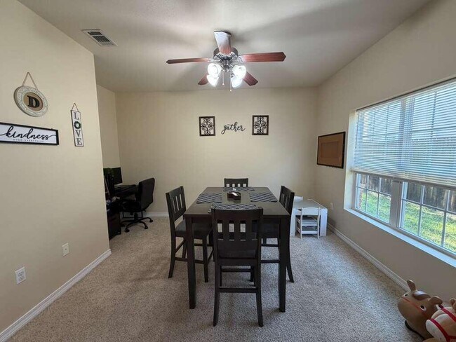 Building Photo - 1529 Bentley Cir