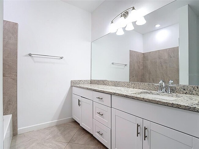 Building Photo - 14119 Pine Lodge Ln