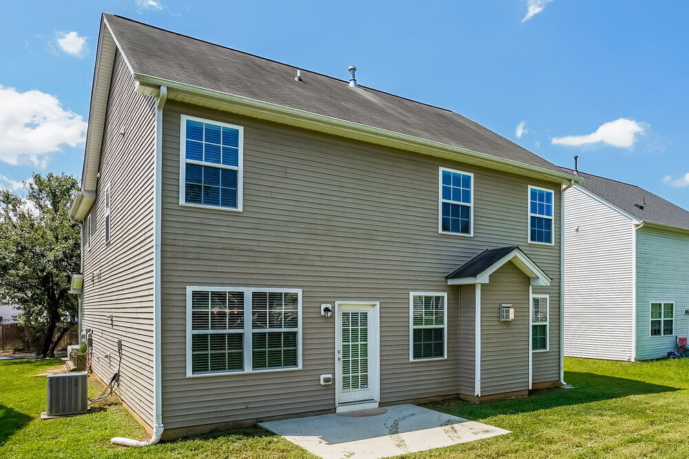 Building Photo - 1335 Lombar St