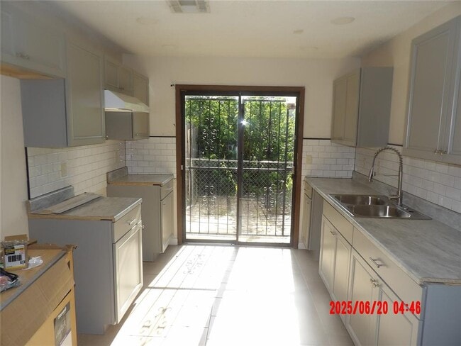 Building Photo - 11605 Stagecoach Trail
