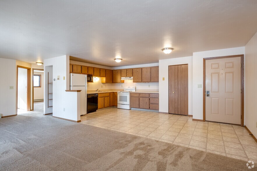 2 BR, 1 BA - 1,100SF - Pulaski