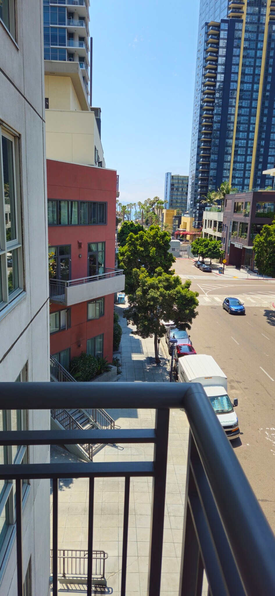 Building Photo - 1240 India St