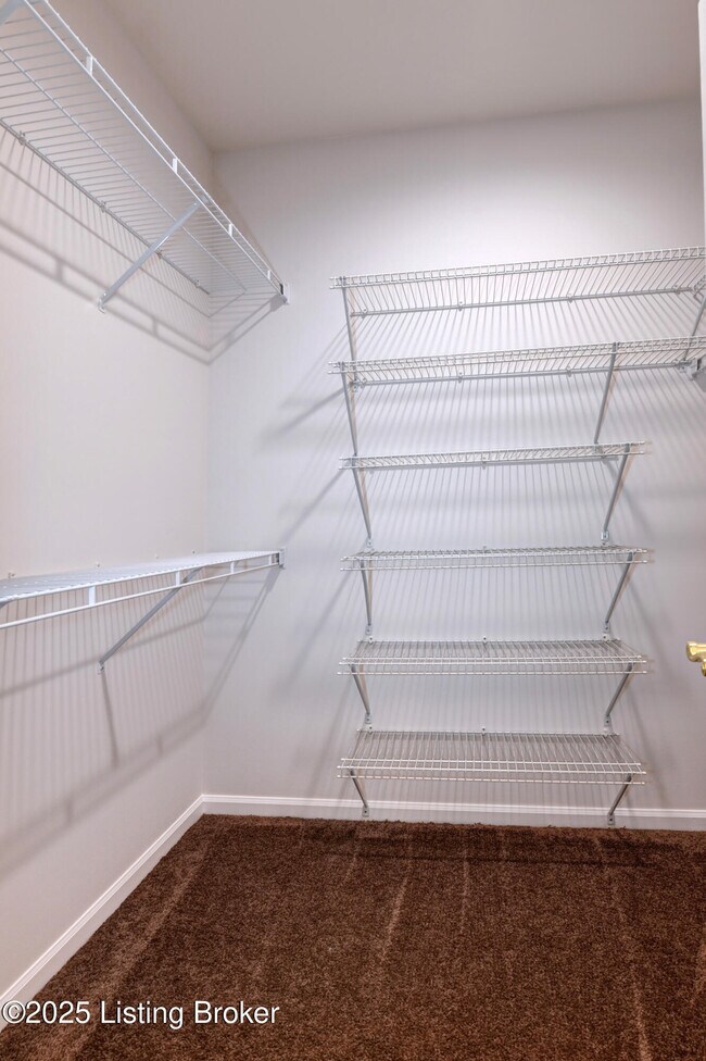 Building Photo - 5028 Ardossan Square