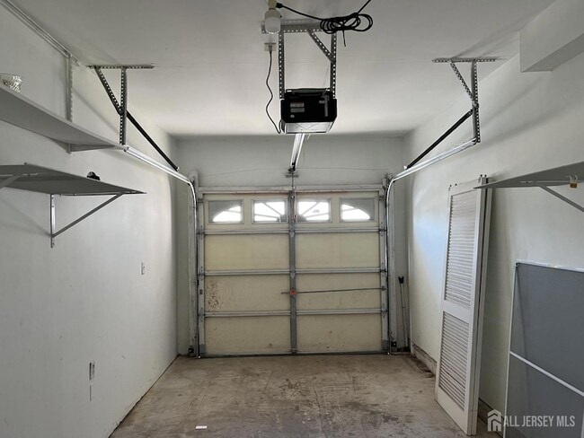 Building Photo - 22 N Whittier St