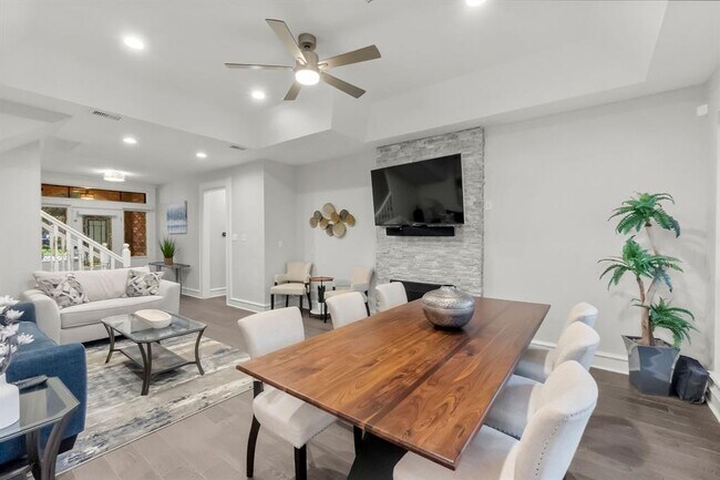 Building Photo - 122 E Placid Hill Cir