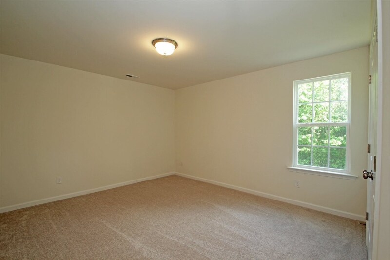 Building Photo - 106 Barbee Rd