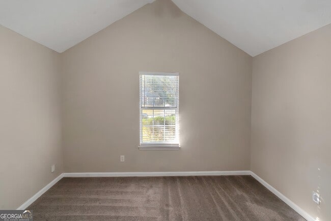 Building Photo - 123 Willow Springs Ln