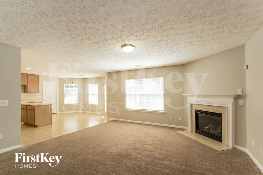 Building Photo - 3545 Bridgeshaw Dr