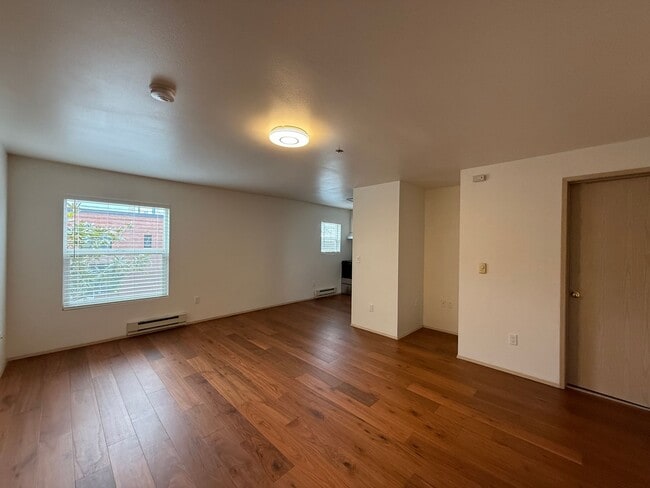 Floorplan - Pacific Crest Apartments