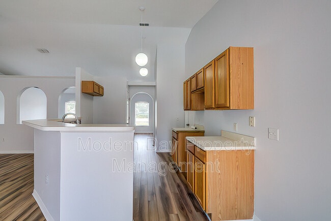 Building Photo - 3059 Magellan Ave